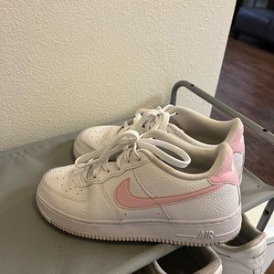 Nike Womens US 8